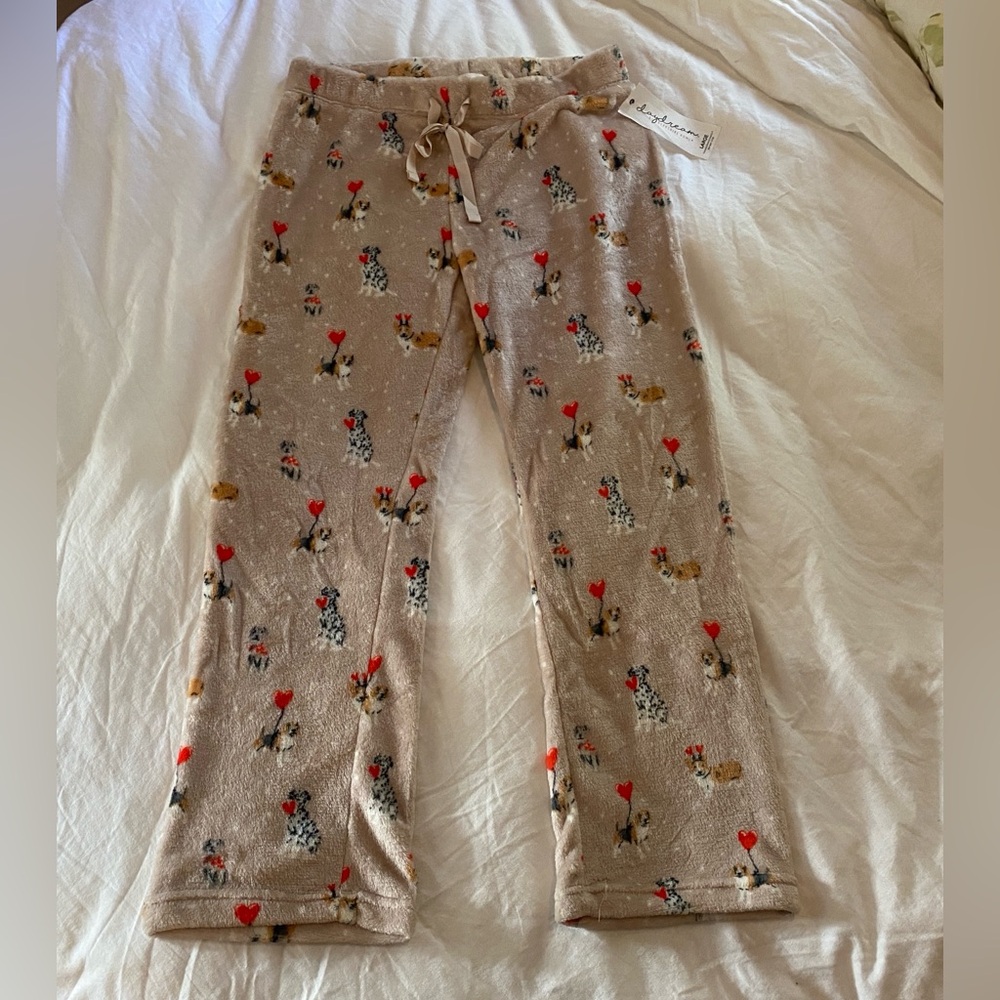 NWT super soft pajama bottoms, doggie print, size Large